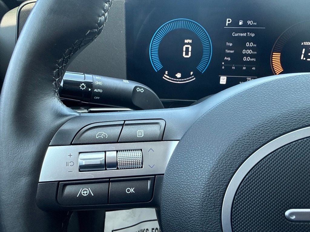 2025 Hyundai KONA SEL