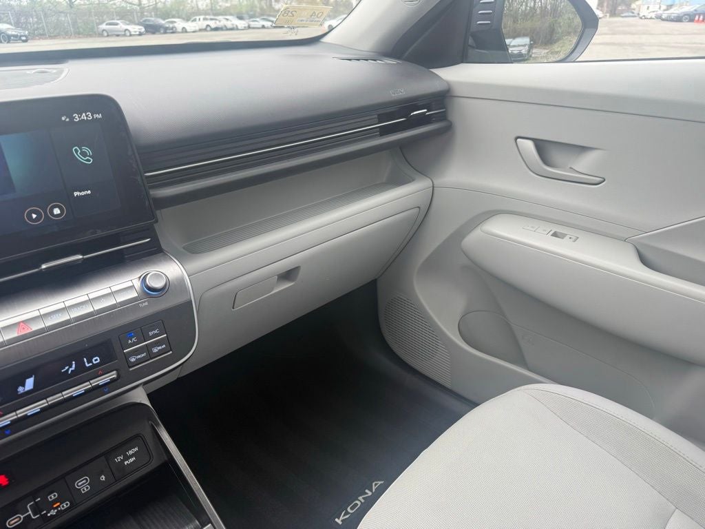 2024 Hyundai KONA SEL