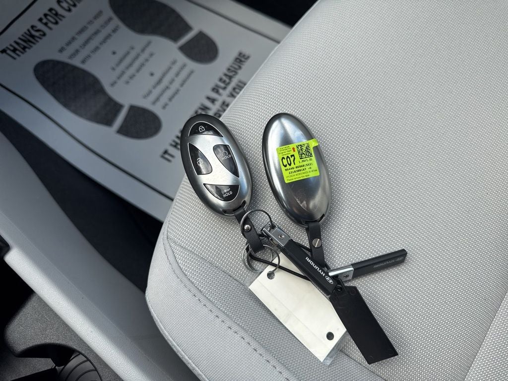 2024 Hyundai KONA SEL