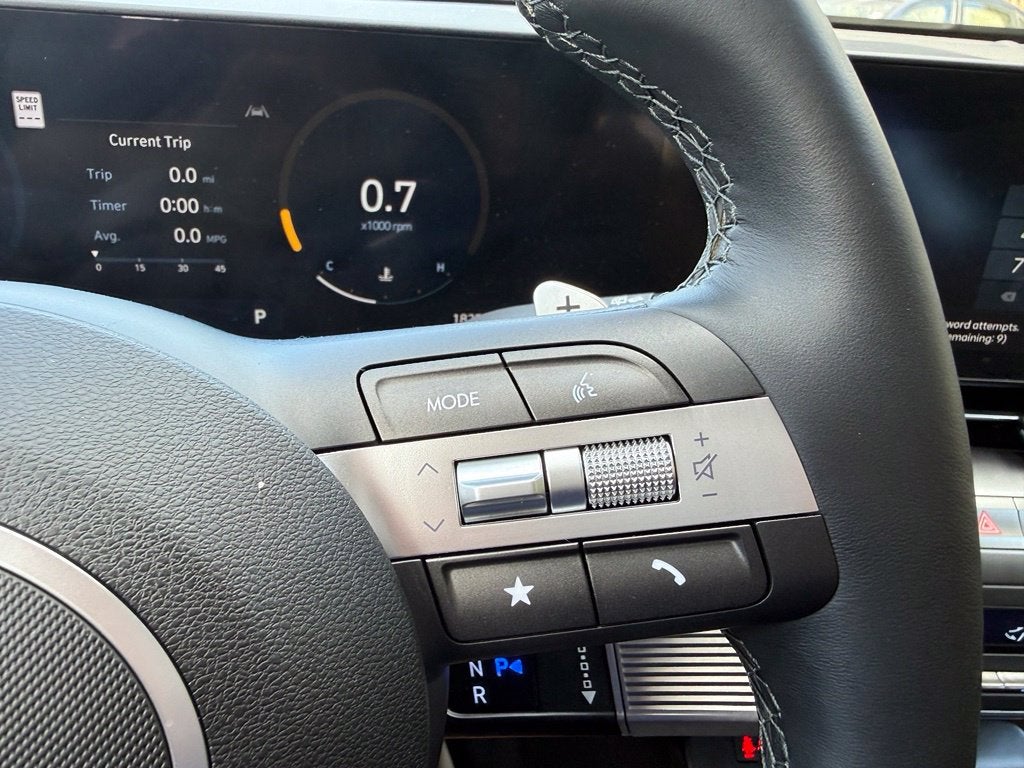 2024 Hyundai KONA SEL