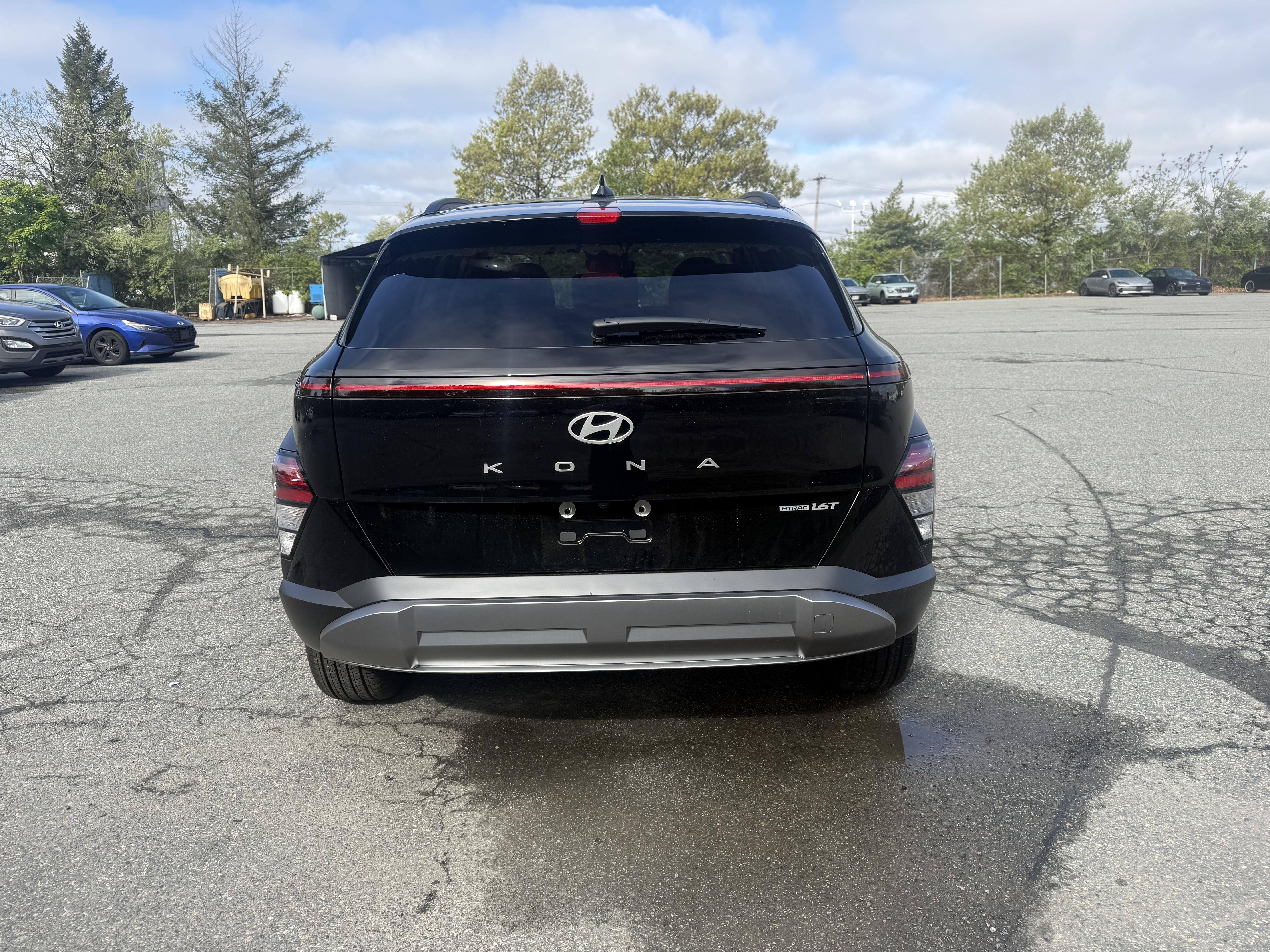 2026 Hyundai KONA SEL Premium