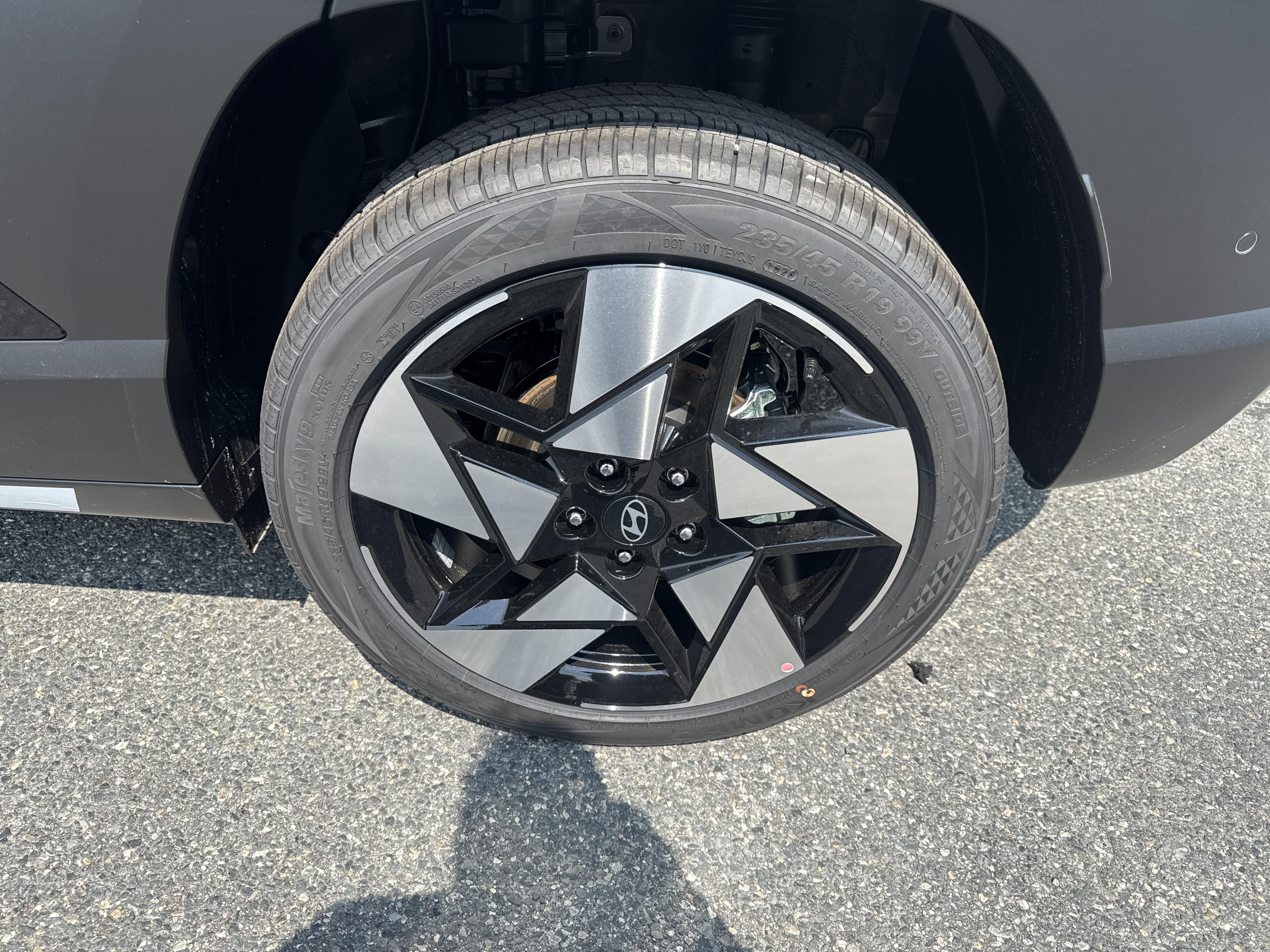 2027 Hyundai KONA Limited