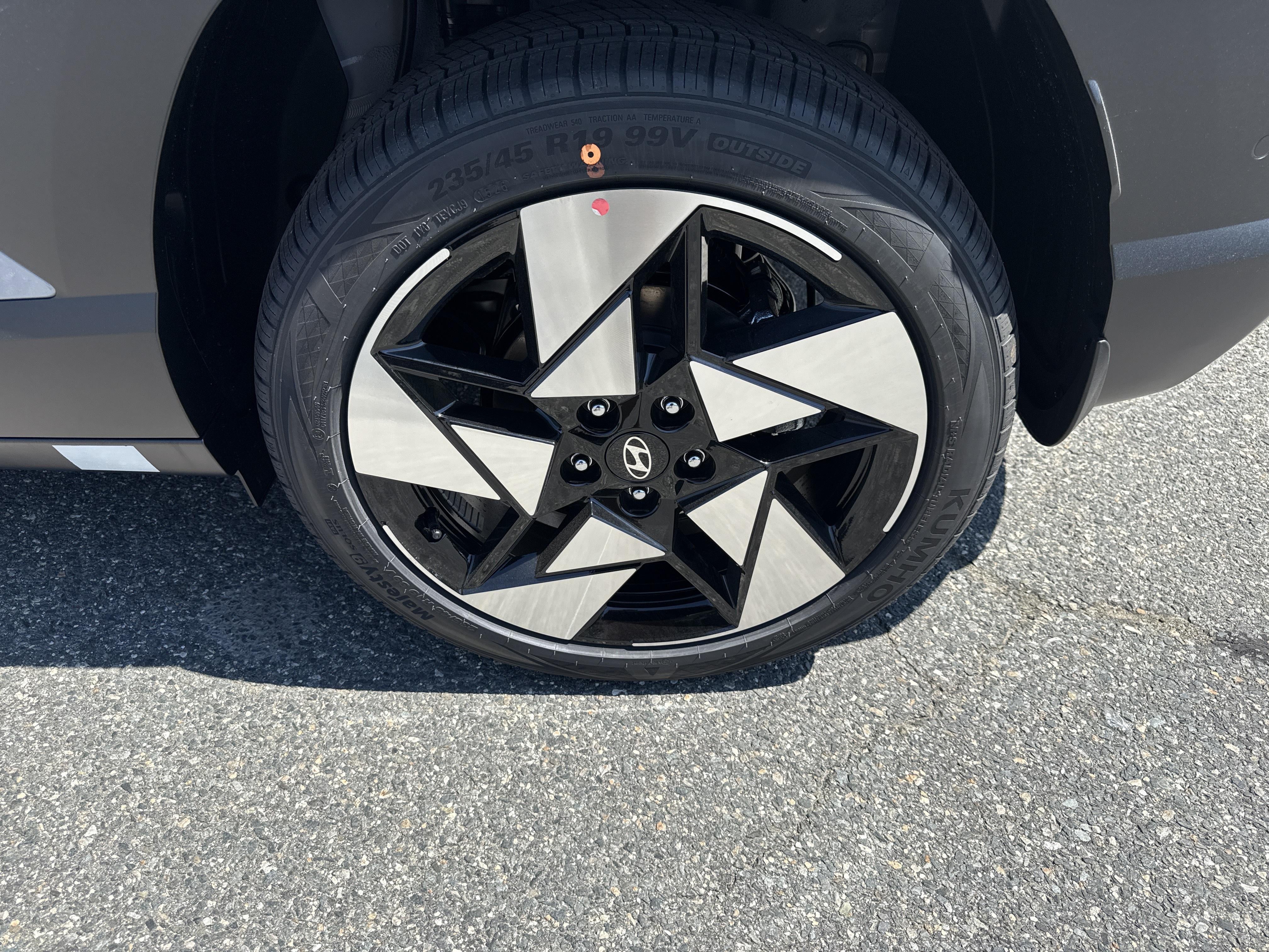 2027 Hyundai KONA Limited