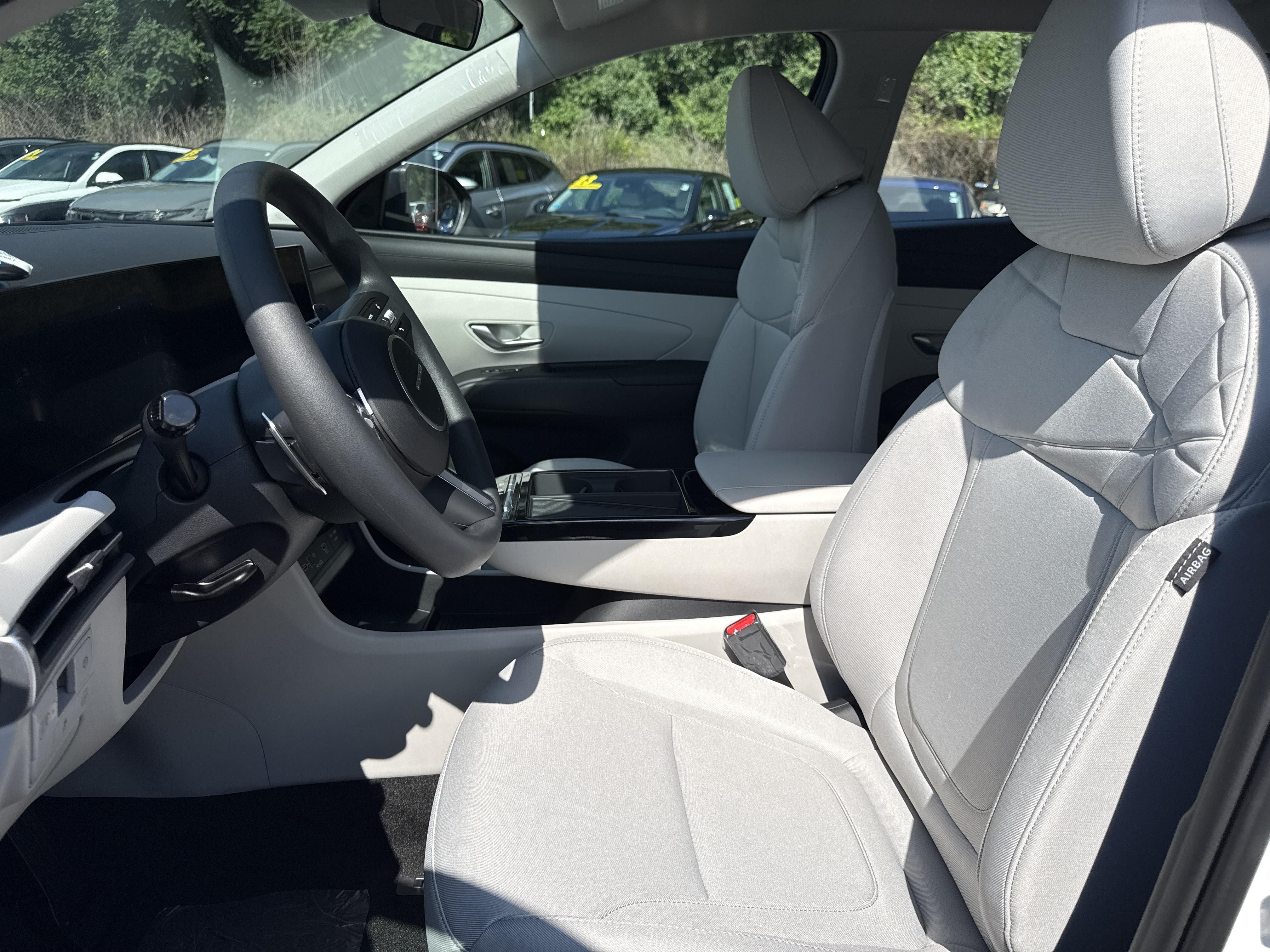 2026 Hyundai TUCSON HYBRID Blue SE