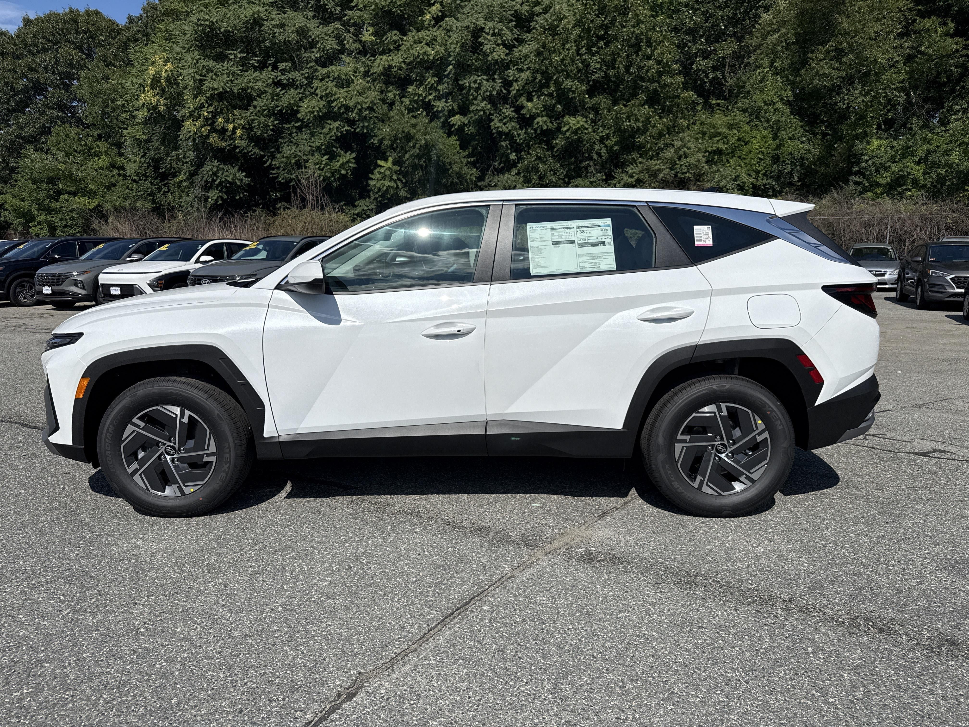 2026 Hyundai TUCSON HYBRID Blue SE