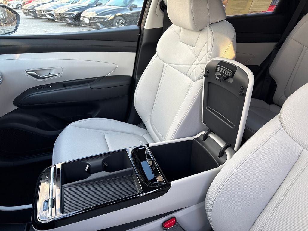 2026 Hyundai TUCSON HYBRID SEL