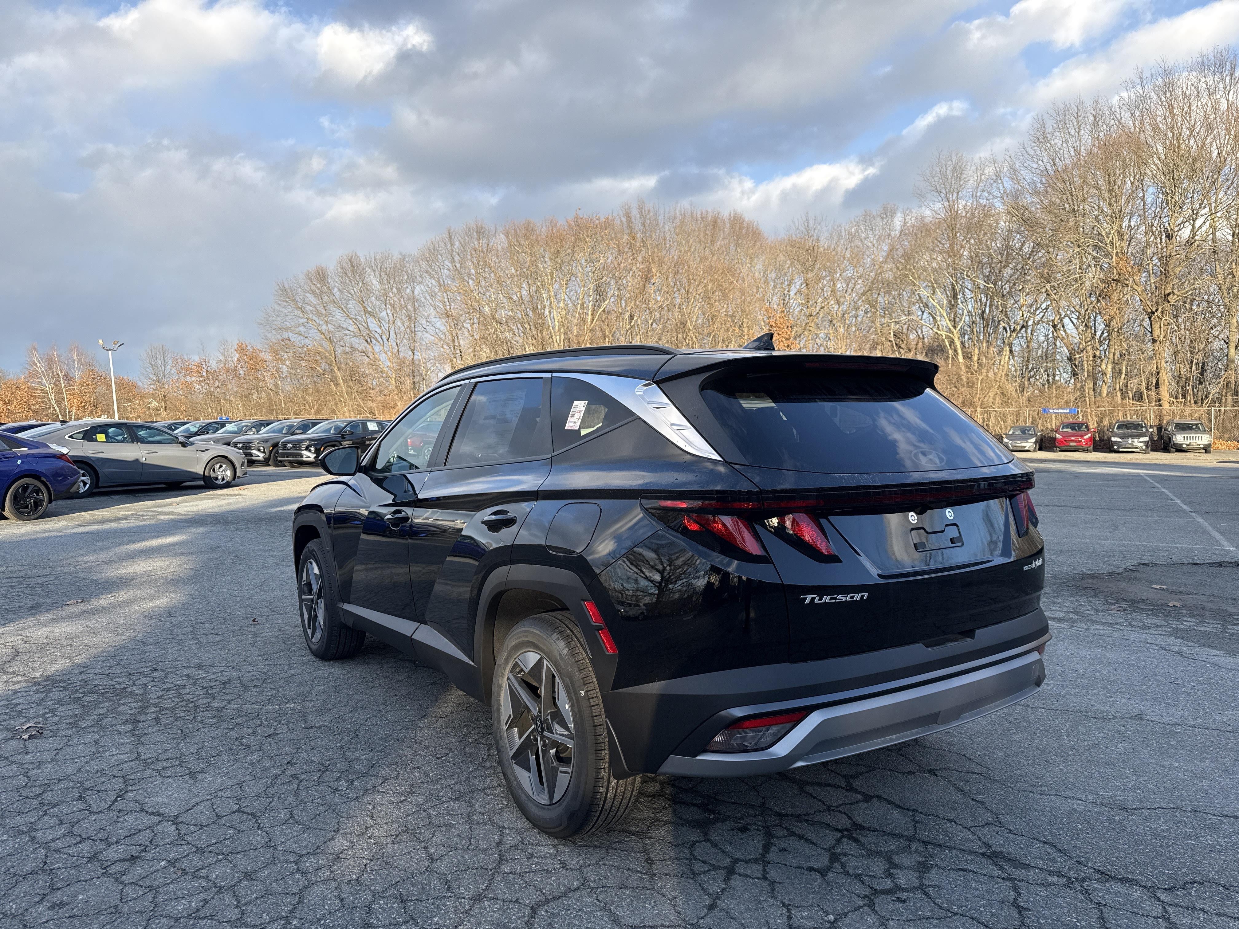 2026 Hyundai TUCSON HYBRID SEL