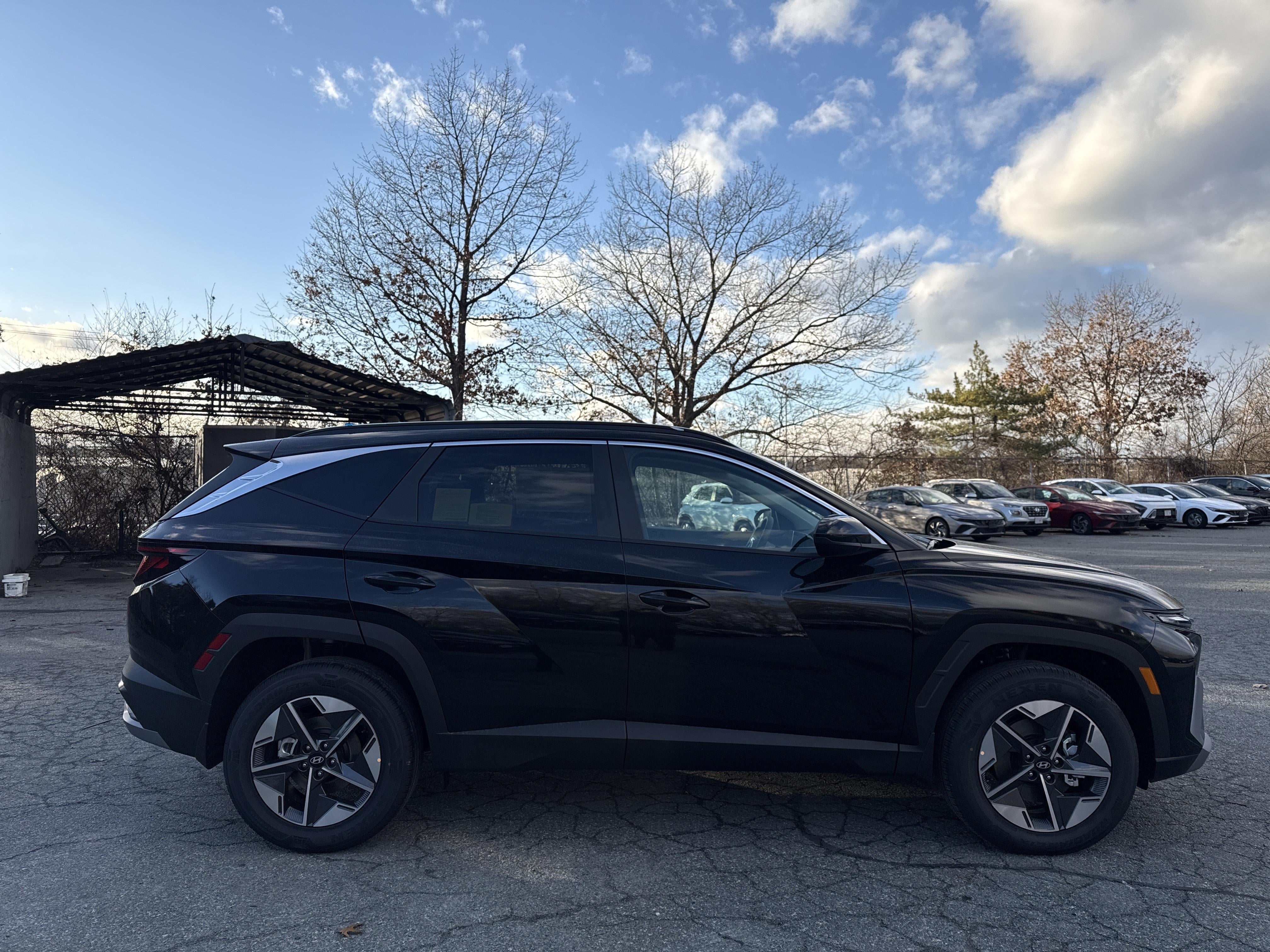 2026 Hyundai TUCSON HYBRID SEL