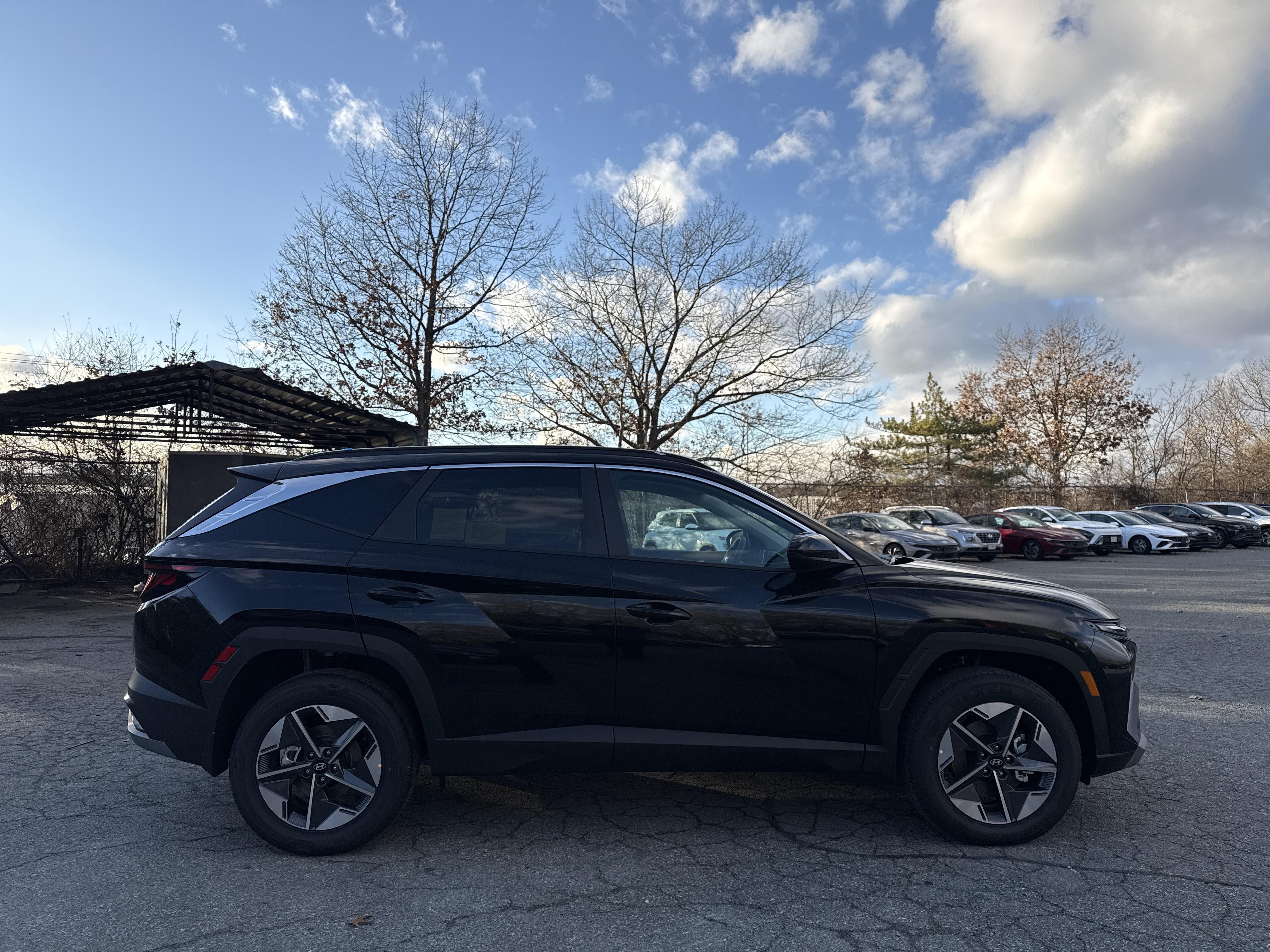 2026 Hyundai TUCSON HYBRID SEL