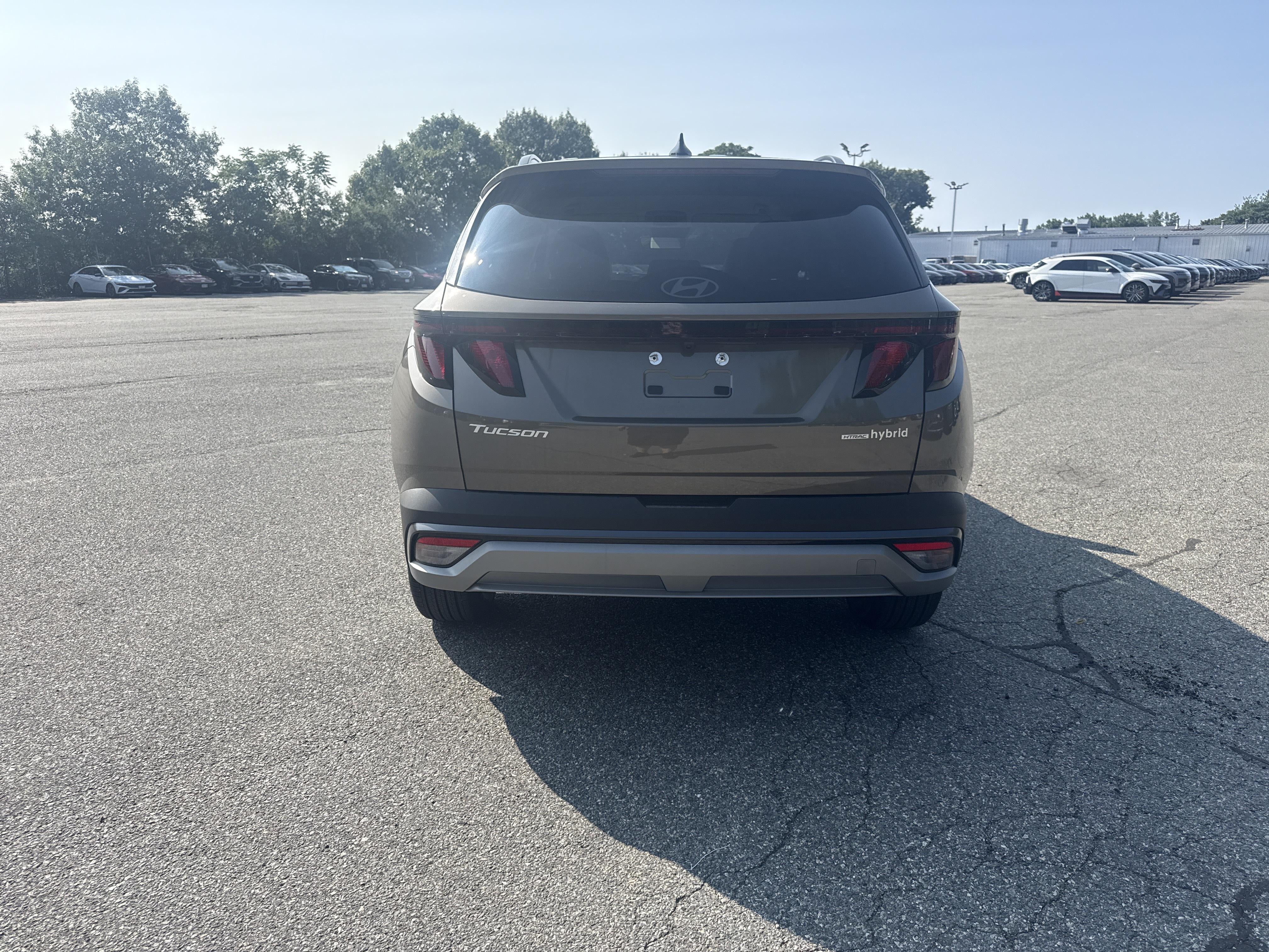 2026 Hyundai TUCSON HYBRID SEL