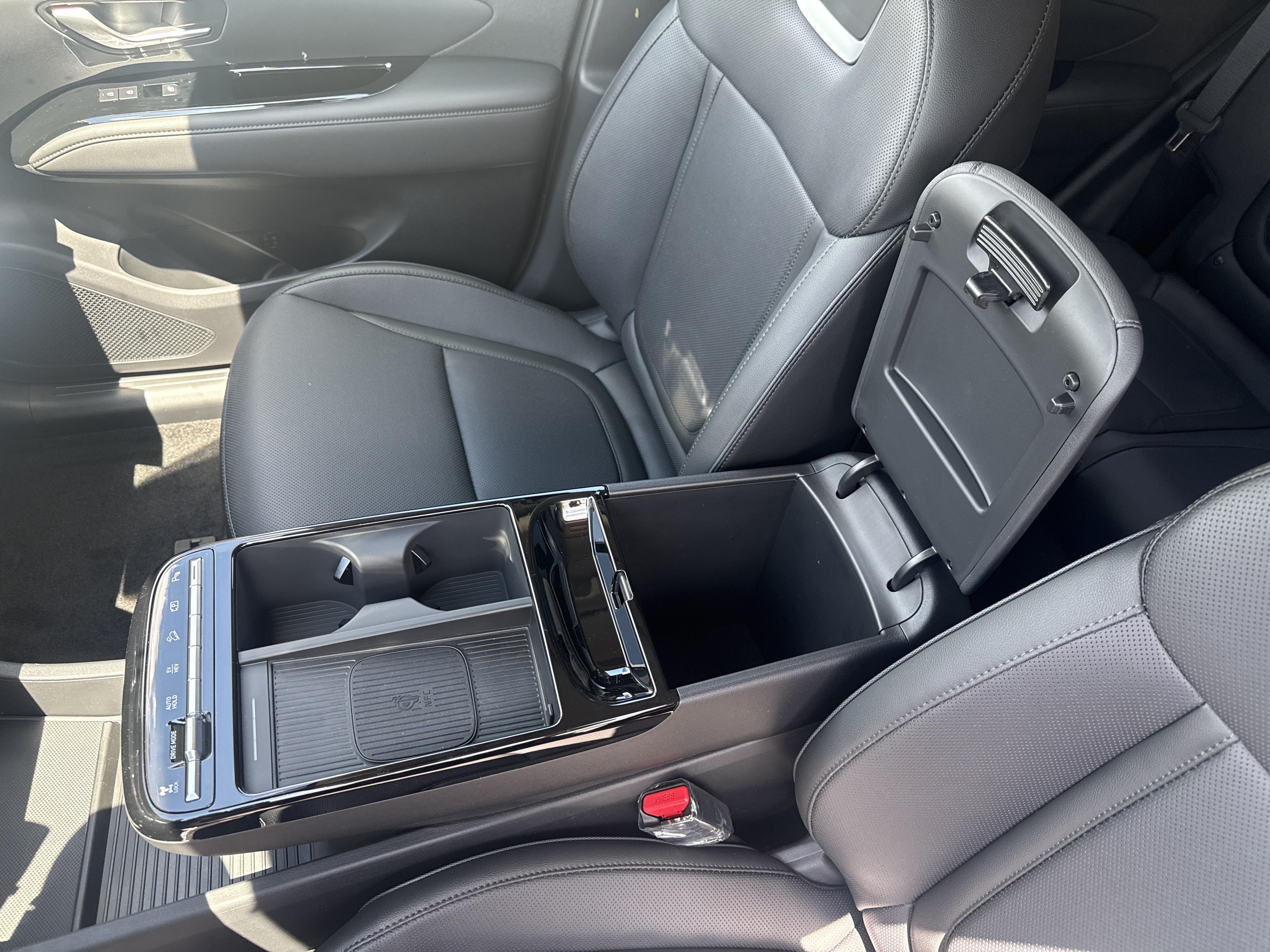 2026 Hyundai TUCSON PLUG-IN HYBRID Limited