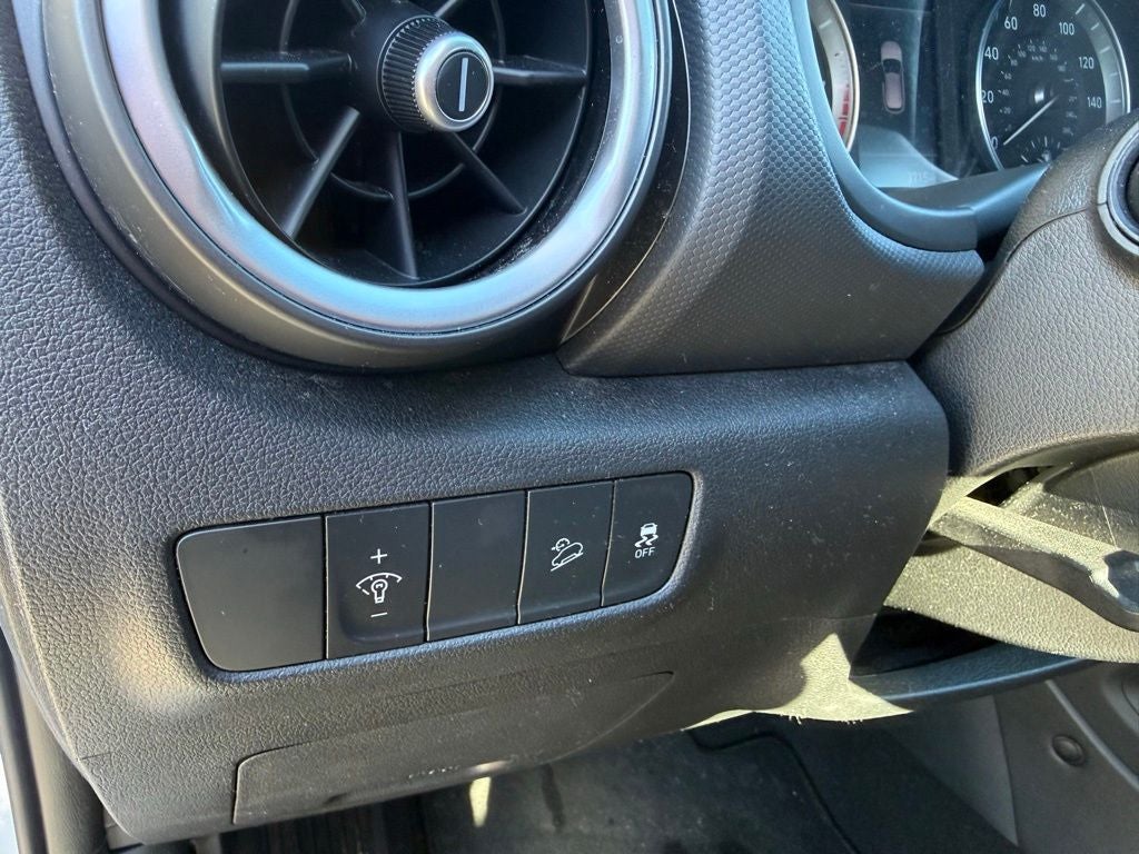 2023 Hyundai KONA SE