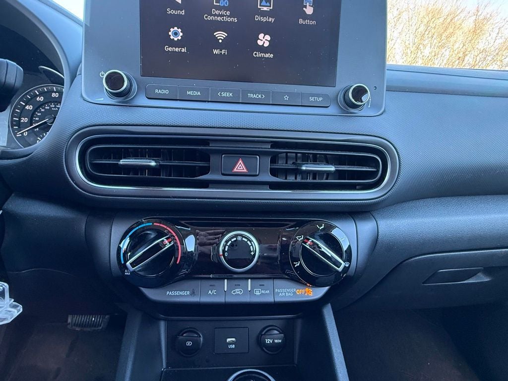 2023 Hyundai KONA SE