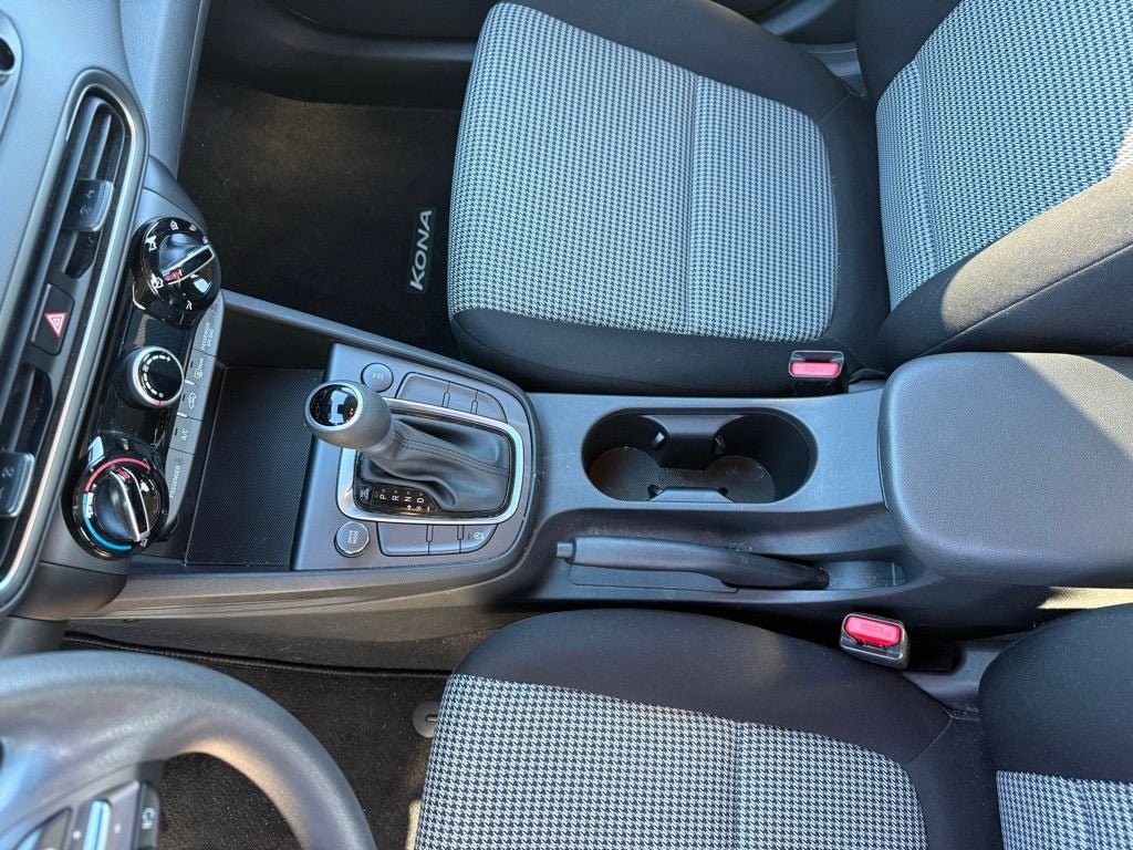 2023 Hyundai KONA SE