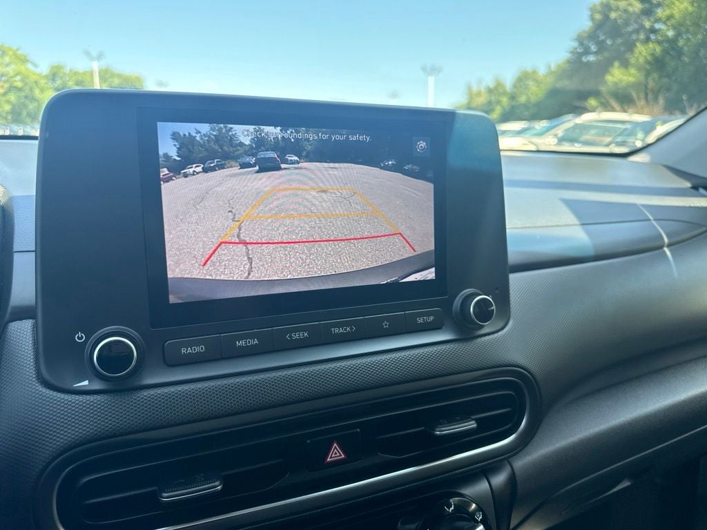 2022 Hyundai KONA SEL