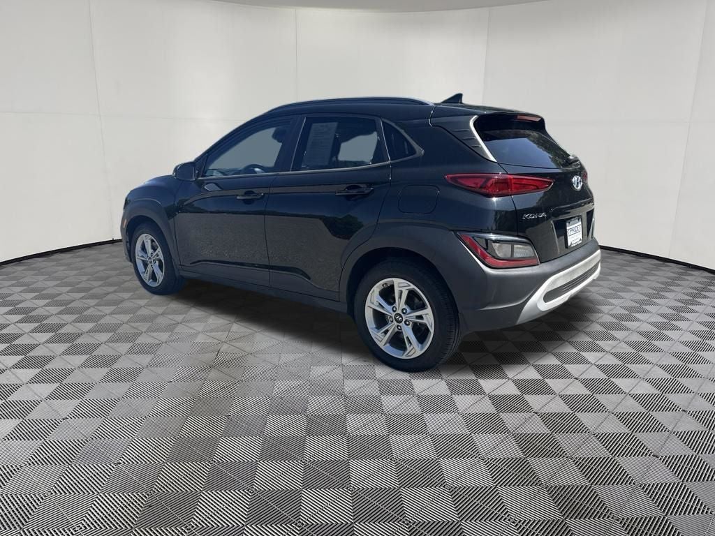 2022 Hyundai KONA SEL