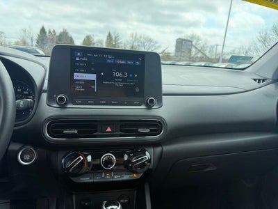 2023 Hyundai KONA SEL