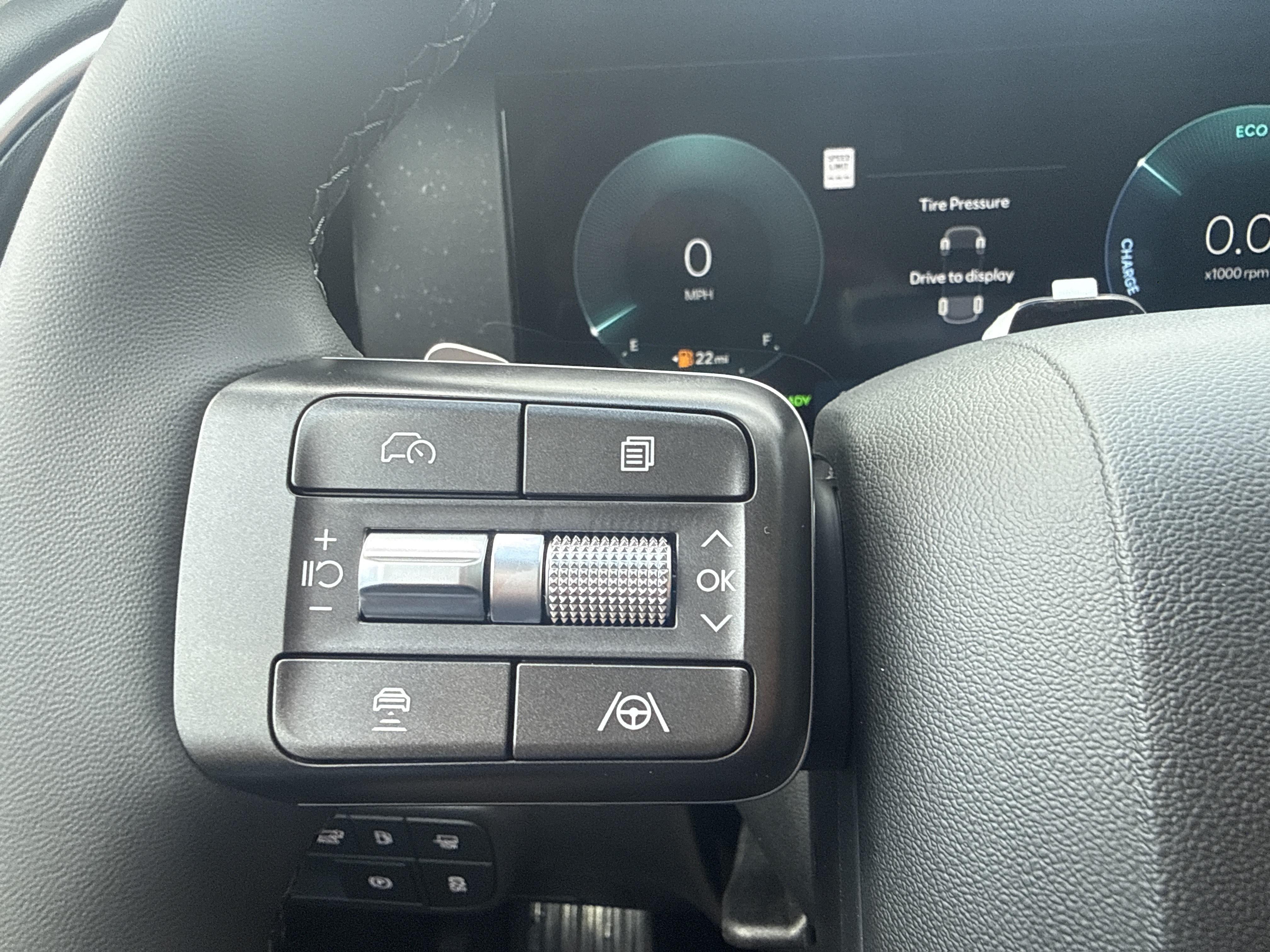 2027 Hyundai PALISADE HYBRID SEL Premium 8 Passenger