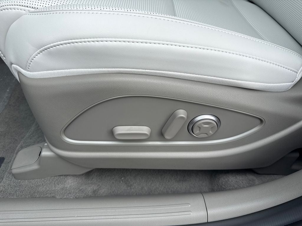 2027 Hyundai PALISADE HYBRID SEL Premium 7 Passenger