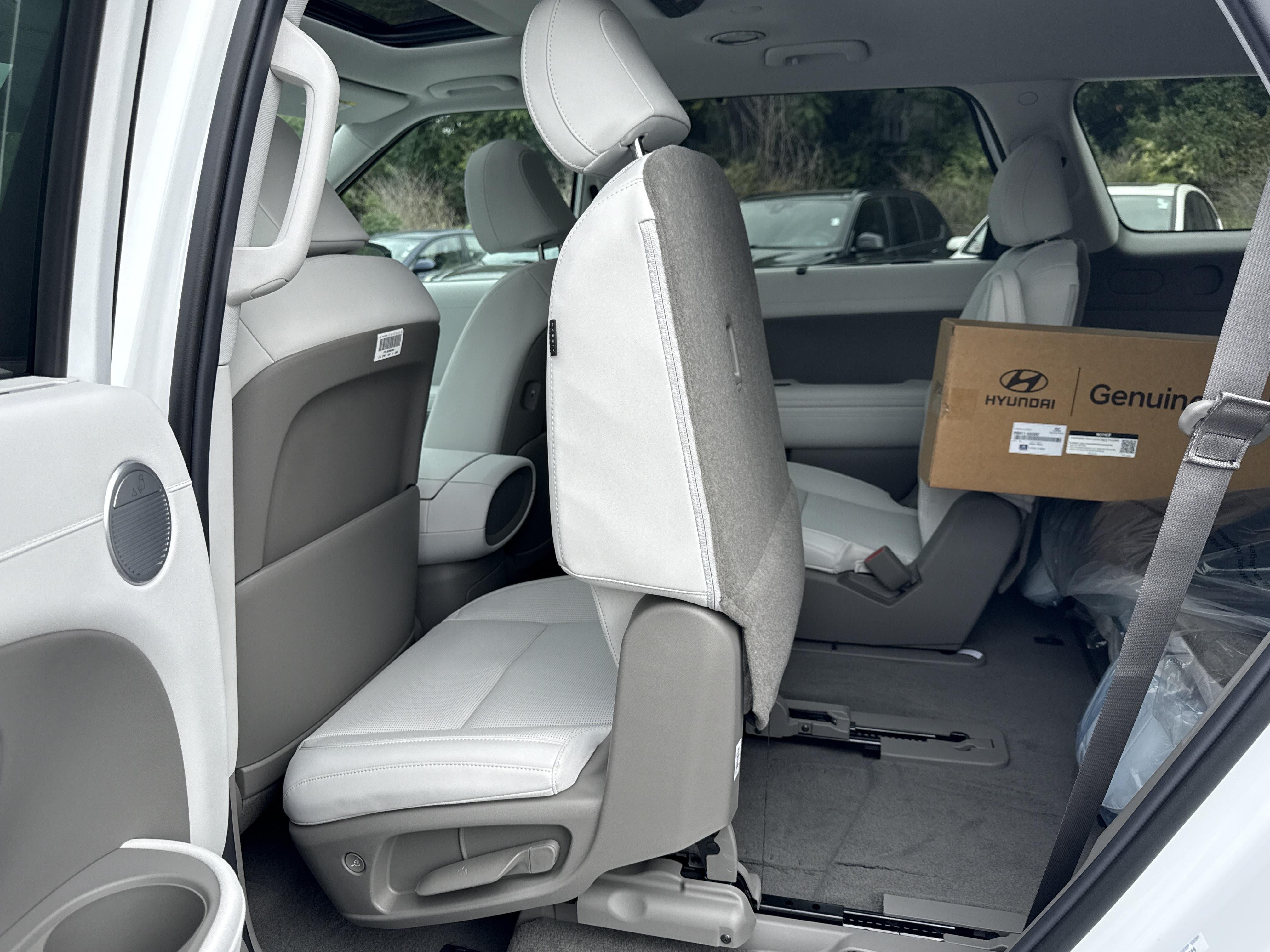 2027 Hyundai PALISADE HYBRID SEL Premium 7 Passenger