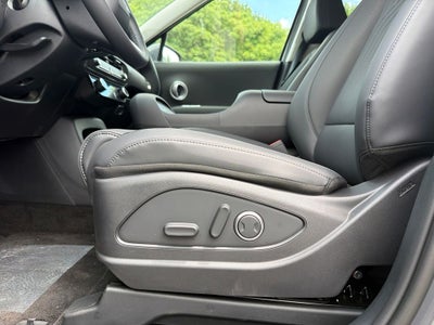 2026 Hyundai PALISADE SEL 8 Passenger
