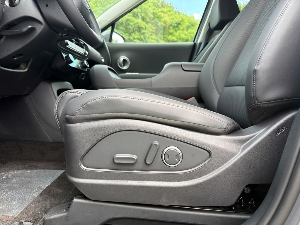2026 Hyundai PALISADE SEL 8 Passenger