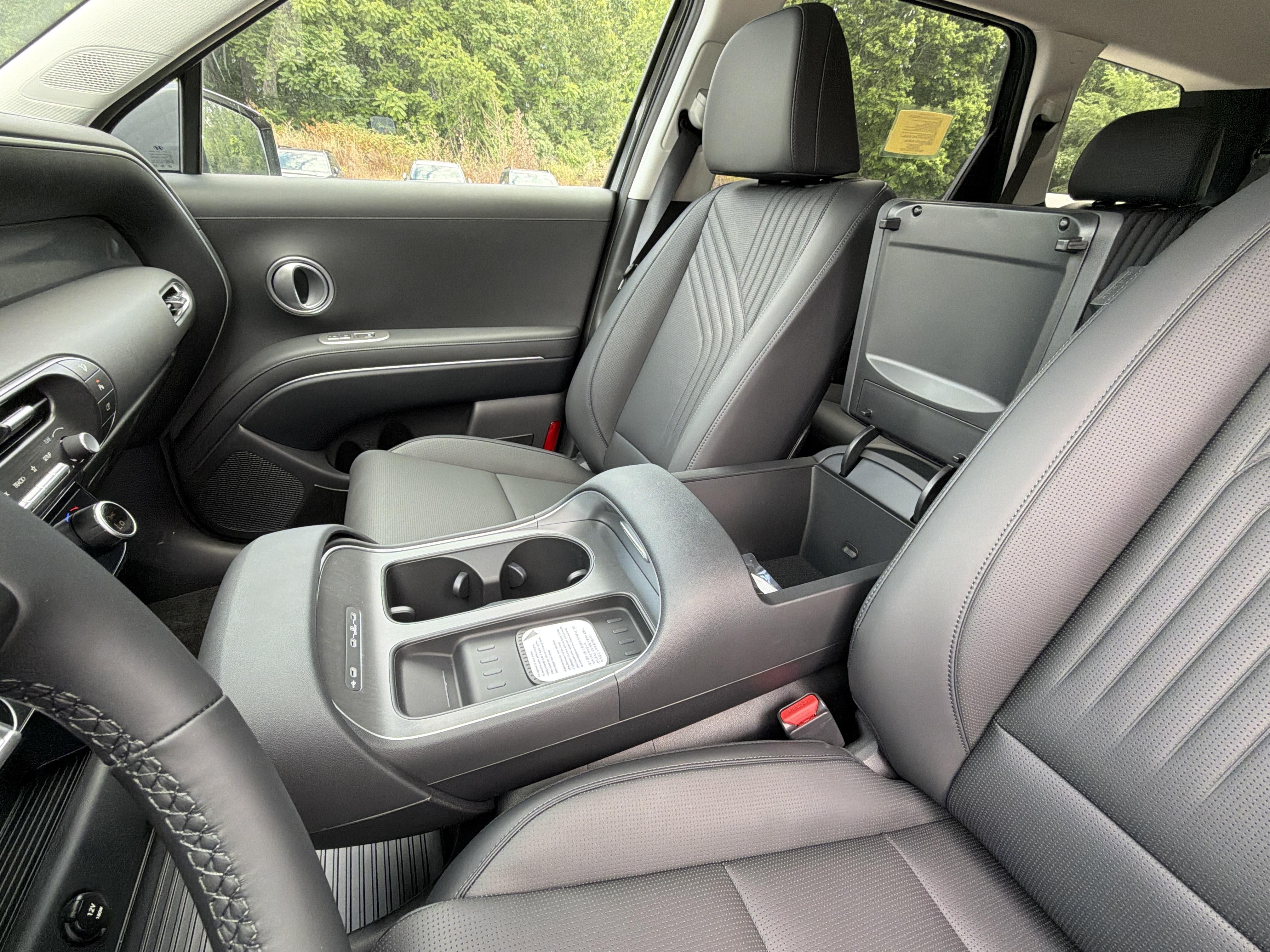 2026 Hyundai PALISADE SEL 8 Passenger