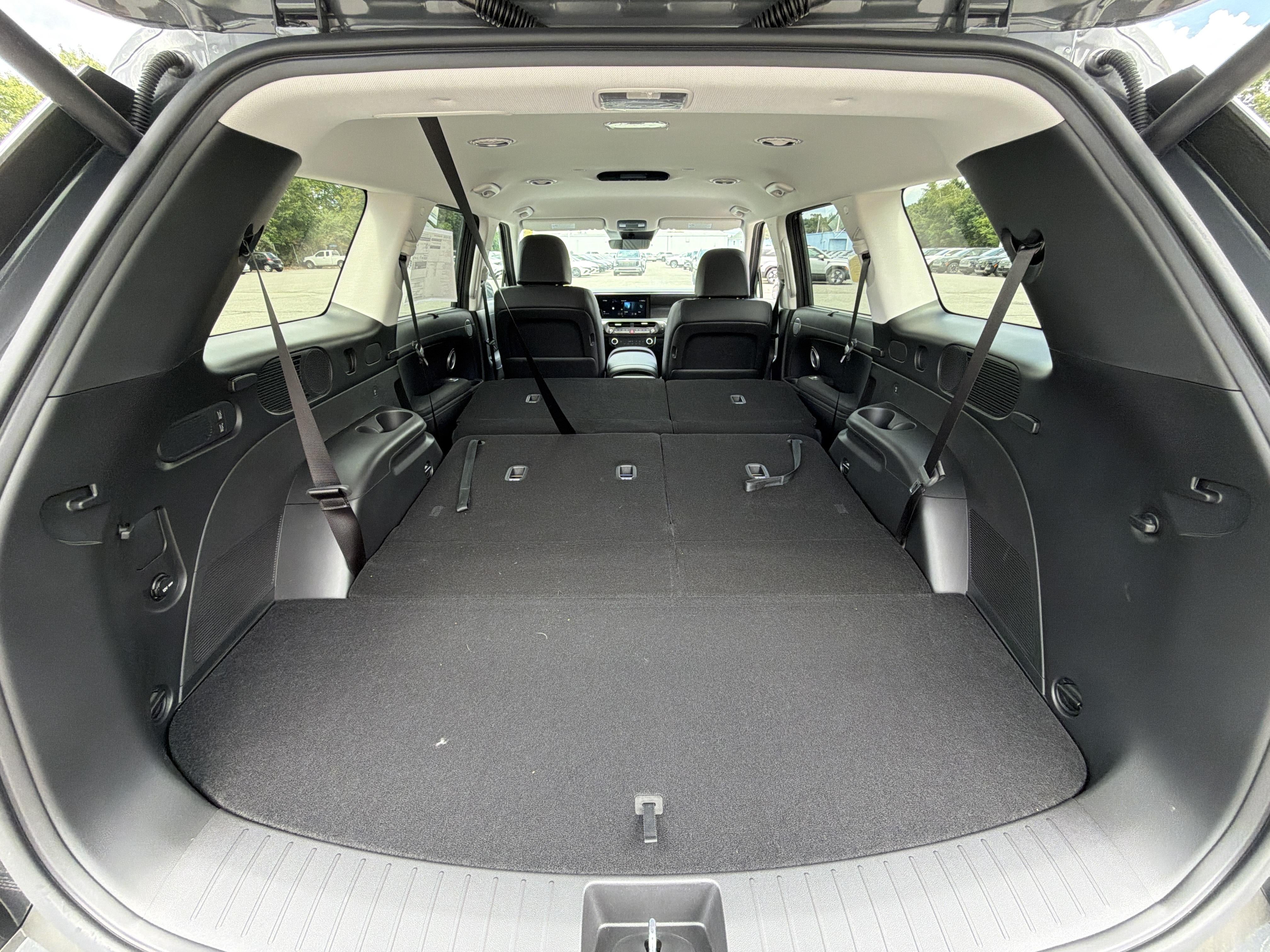 2026 Hyundai PALISADE SEL 8 Passenger