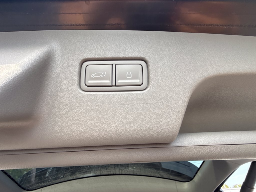 2026 Hyundai PALISADE HYBRID SEL 7 Passenger