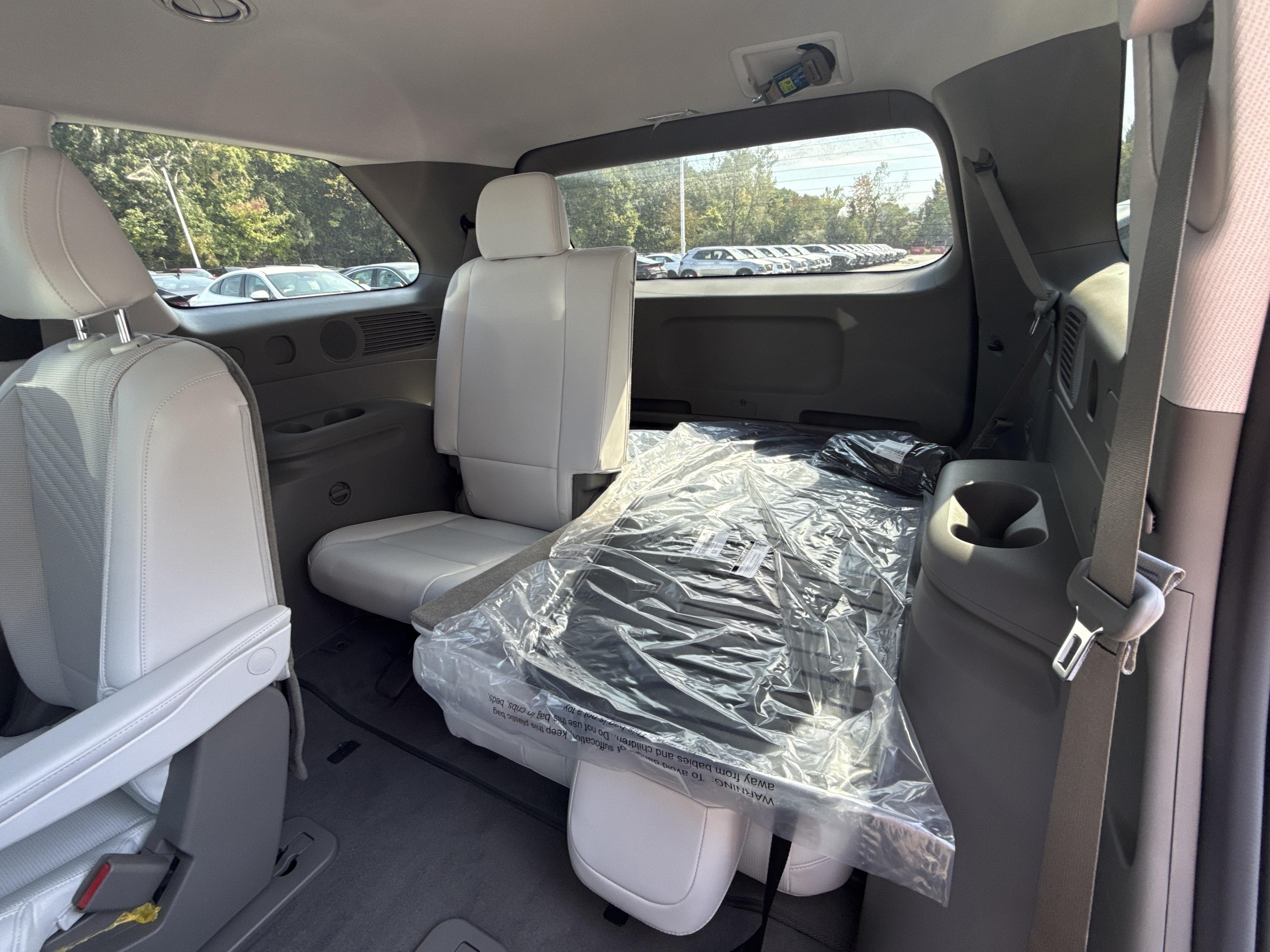 2026 Hyundai PALISADE HYBRID SEL 7 Passenger