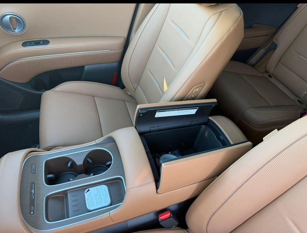 2027 Hyundai PALISADE SEL 7 Passenger
