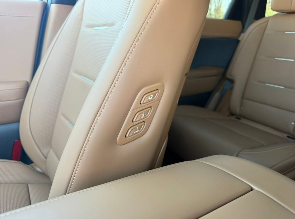 2027 Hyundai PALISADE SEL 7 Passenger