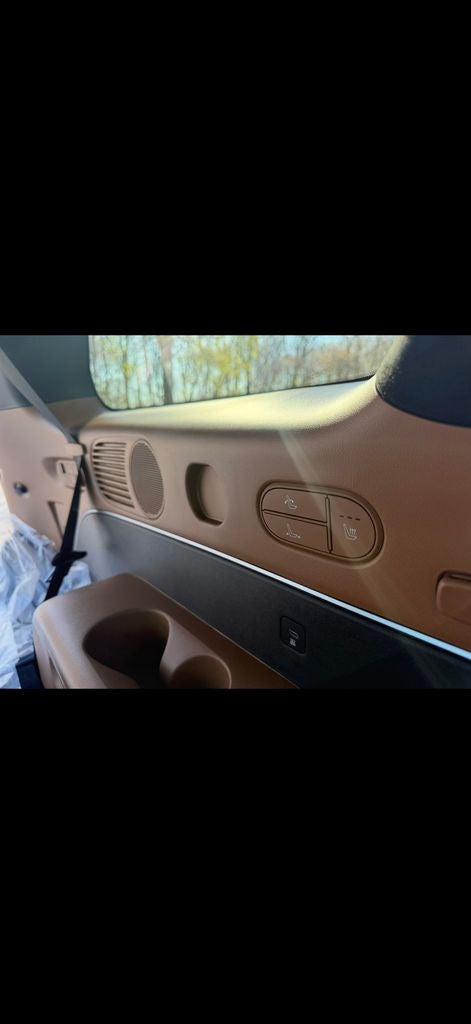 2027 Hyundai PALISADE SEL 7 Passenger
