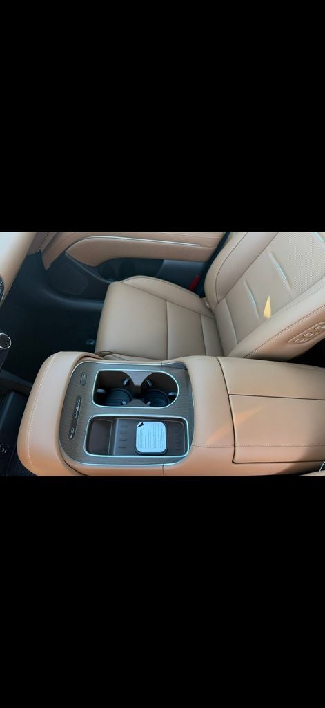 2027 Hyundai PALISADE SEL 7 Passenger