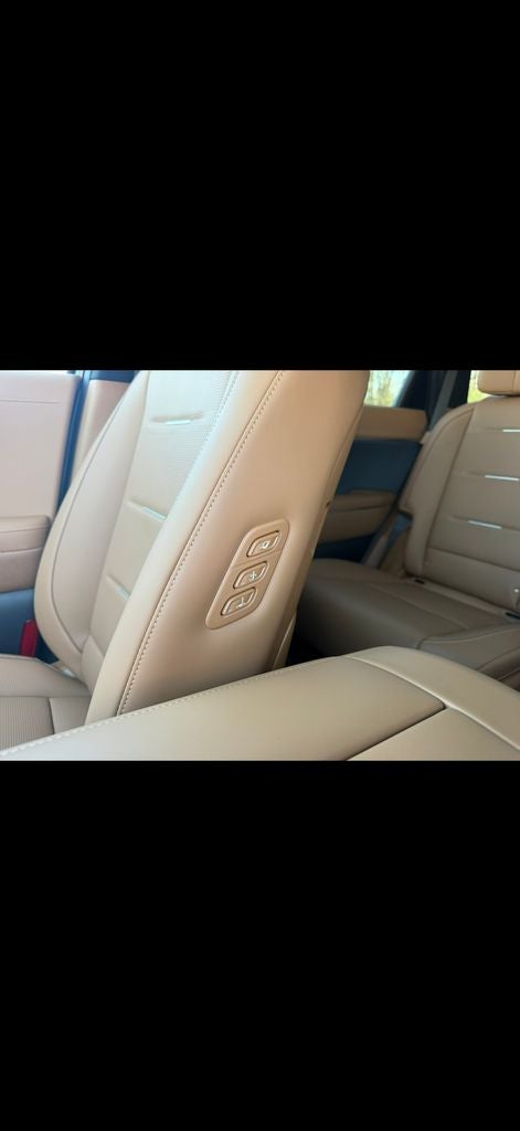 2027 Hyundai PALISADE SEL 7 Passenger