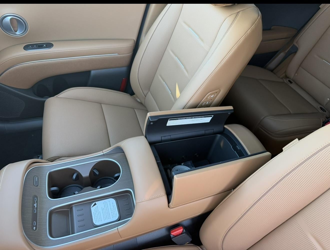 2027 Hyundai PALISADE SEL 7 Passenger
