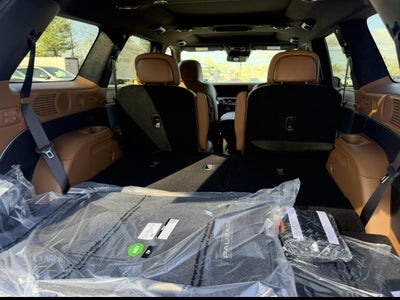 2027 Hyundai PALISADE SEL 7 Passenger