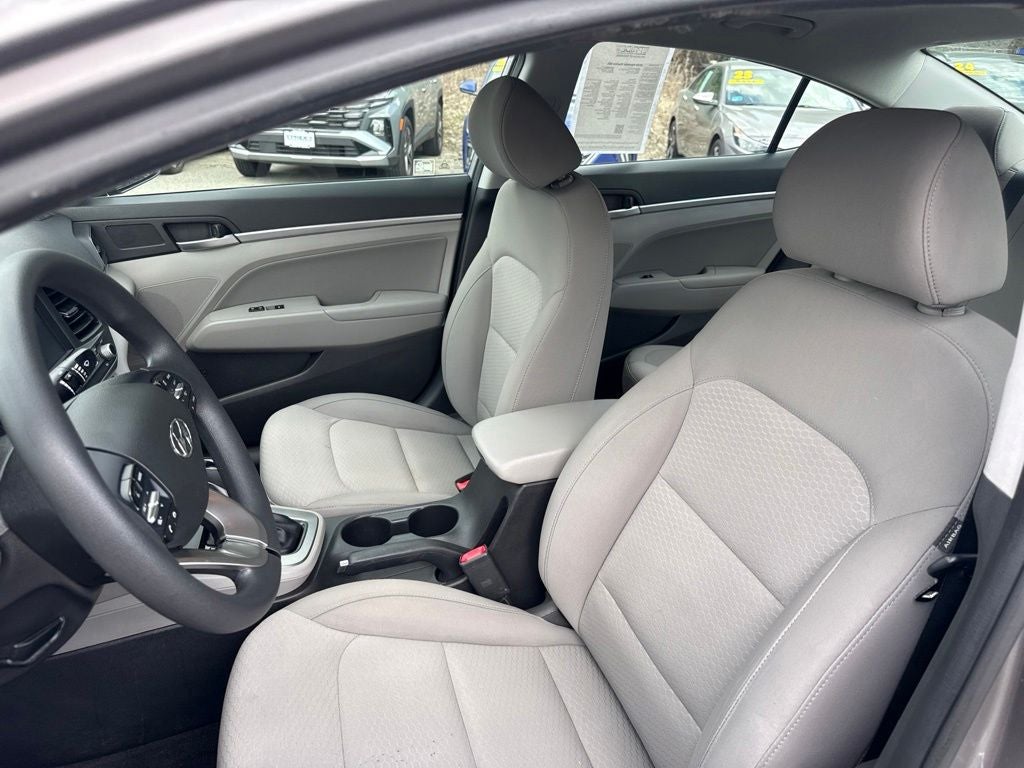 2020 Hyundai ELANTRA SEL