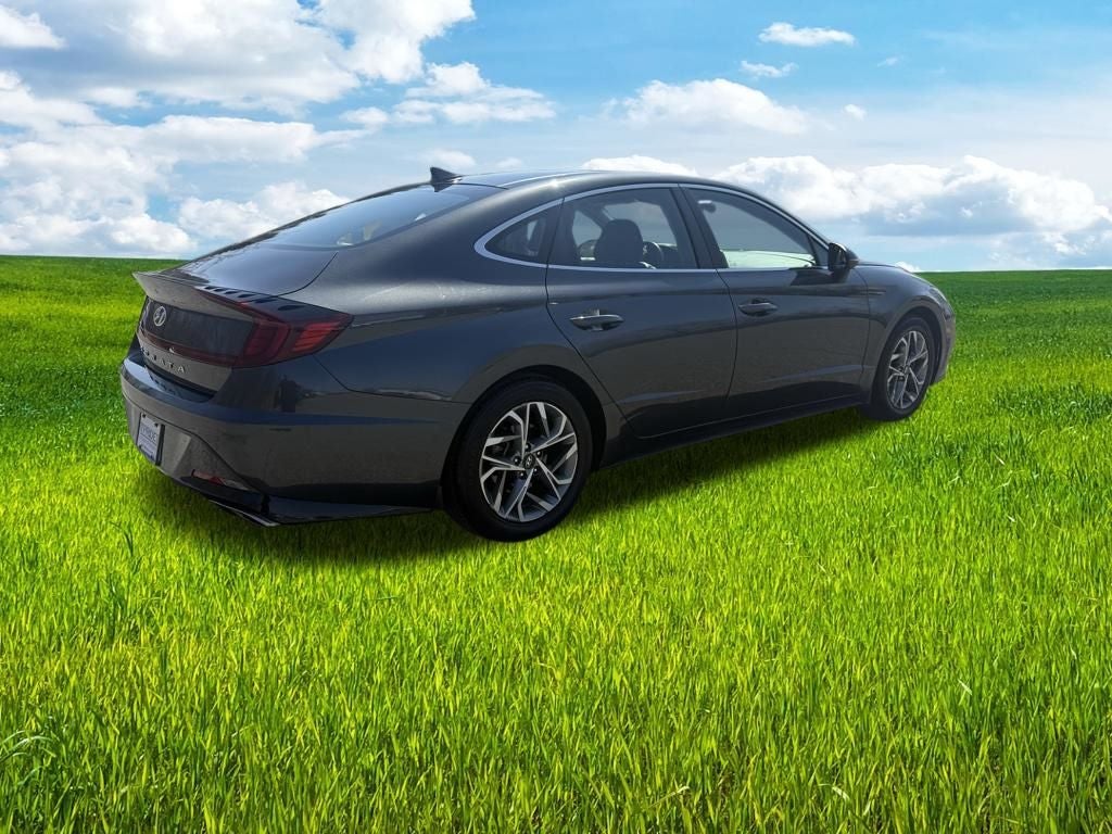 2022 Hyundai SONATA SEL