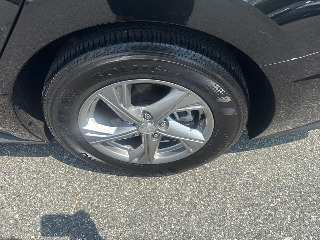 2023 Hyundai SONATA SE