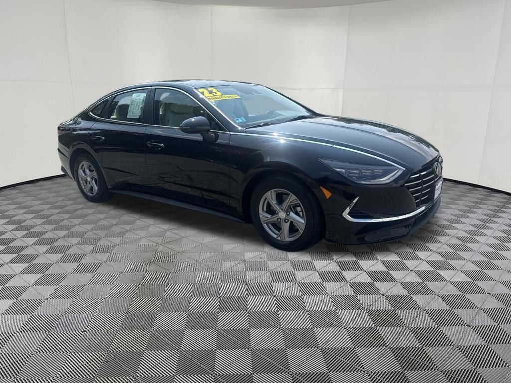 2023 Hyundai SONATA SE