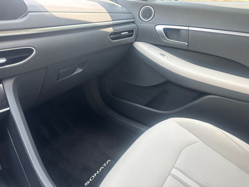 2023 Hyundai SONATA SE