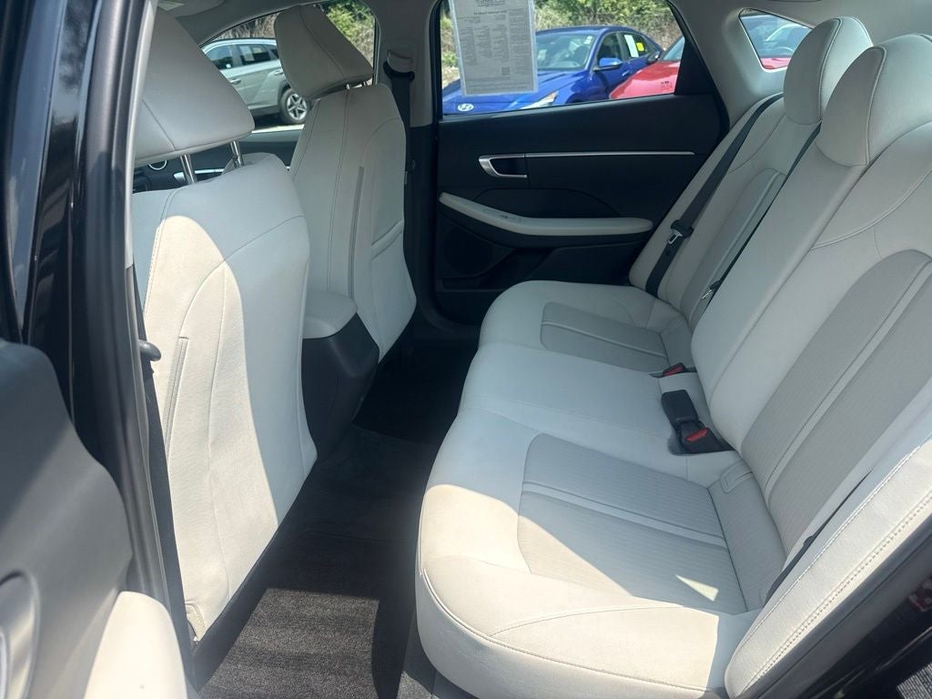 2023 Hyundai SONATA SE
