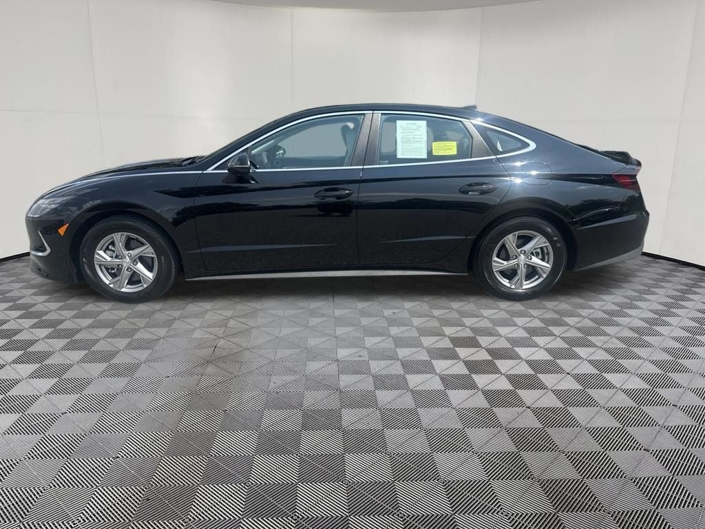 2023 Hyundai SONATA SE