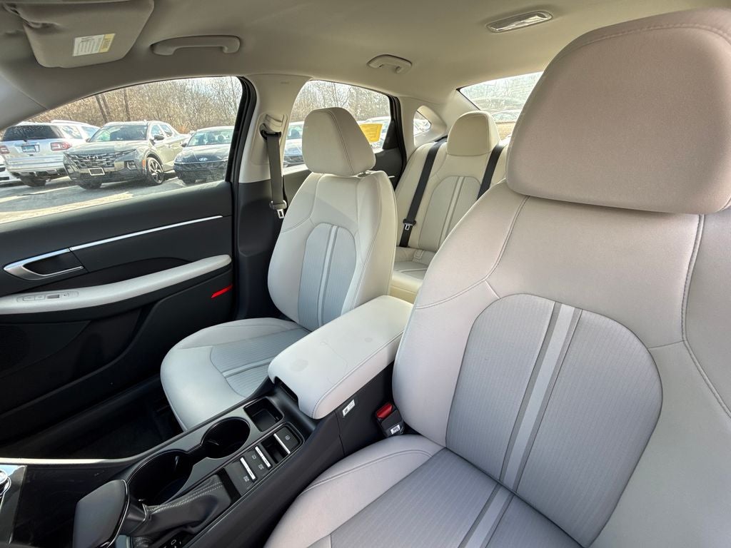 2026 Hyundai SONATA SE