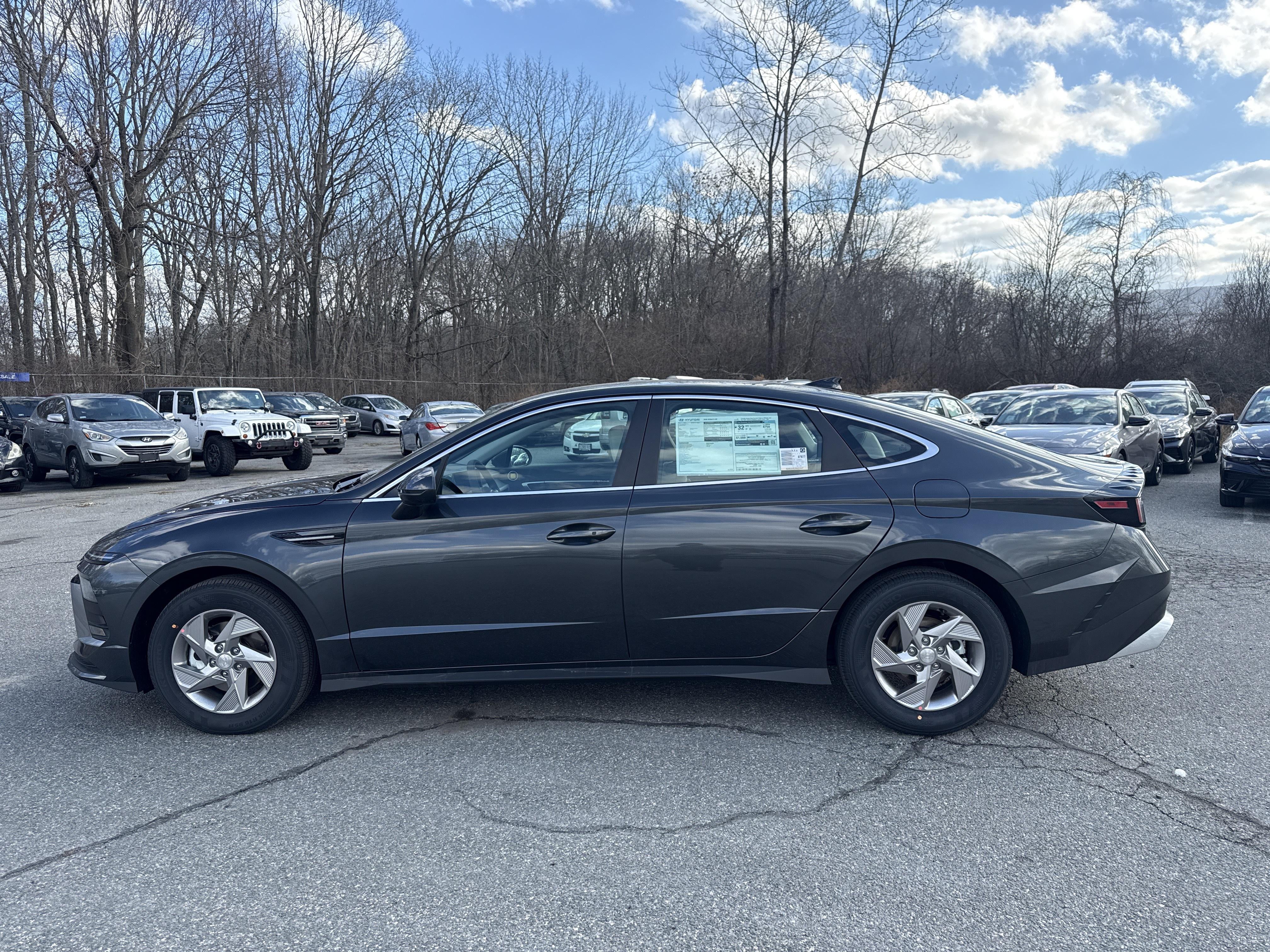 2026 Hyundai SONATA SE