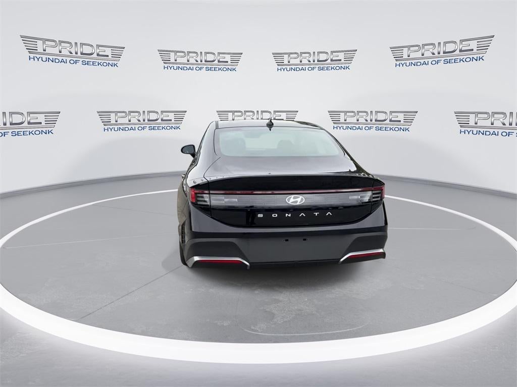 2026 Hyundai SONATA SE