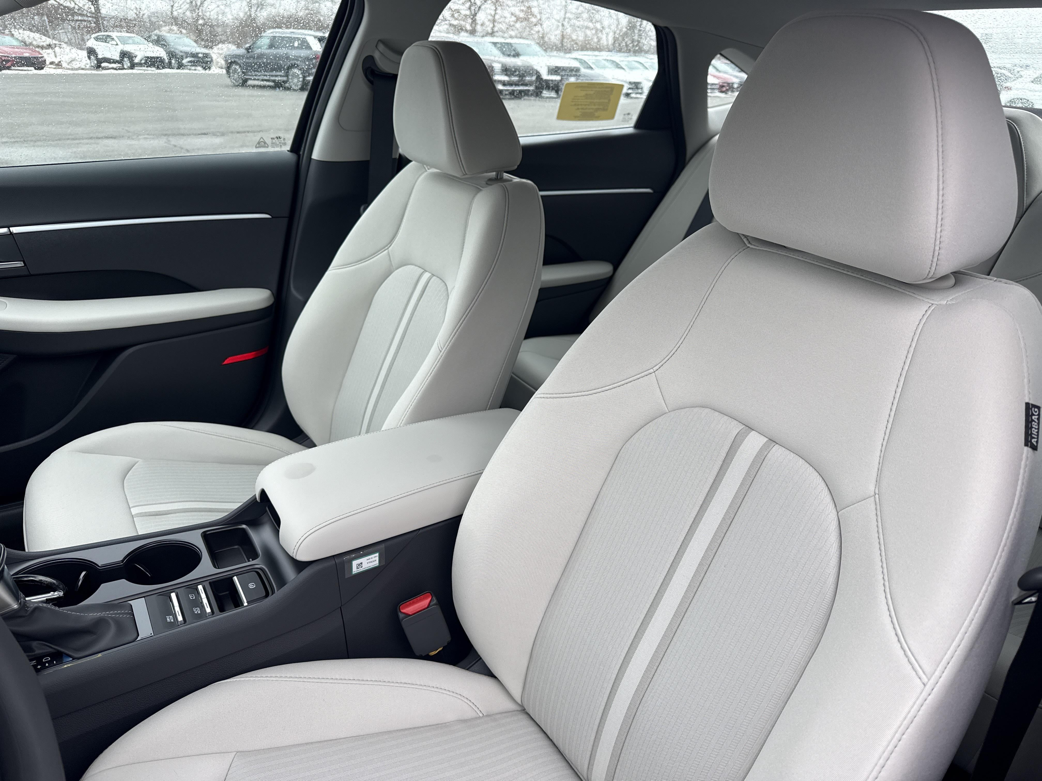 2026 Hyundai SONATA SE