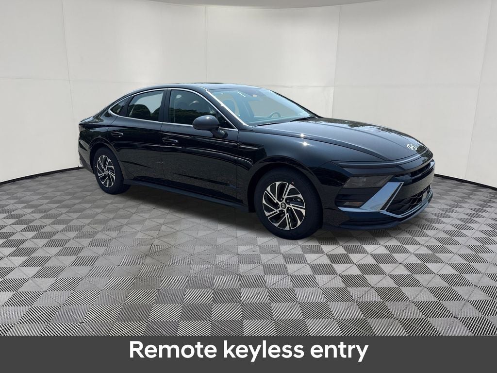 2026 Hyundai SONATA HYBRID Blue