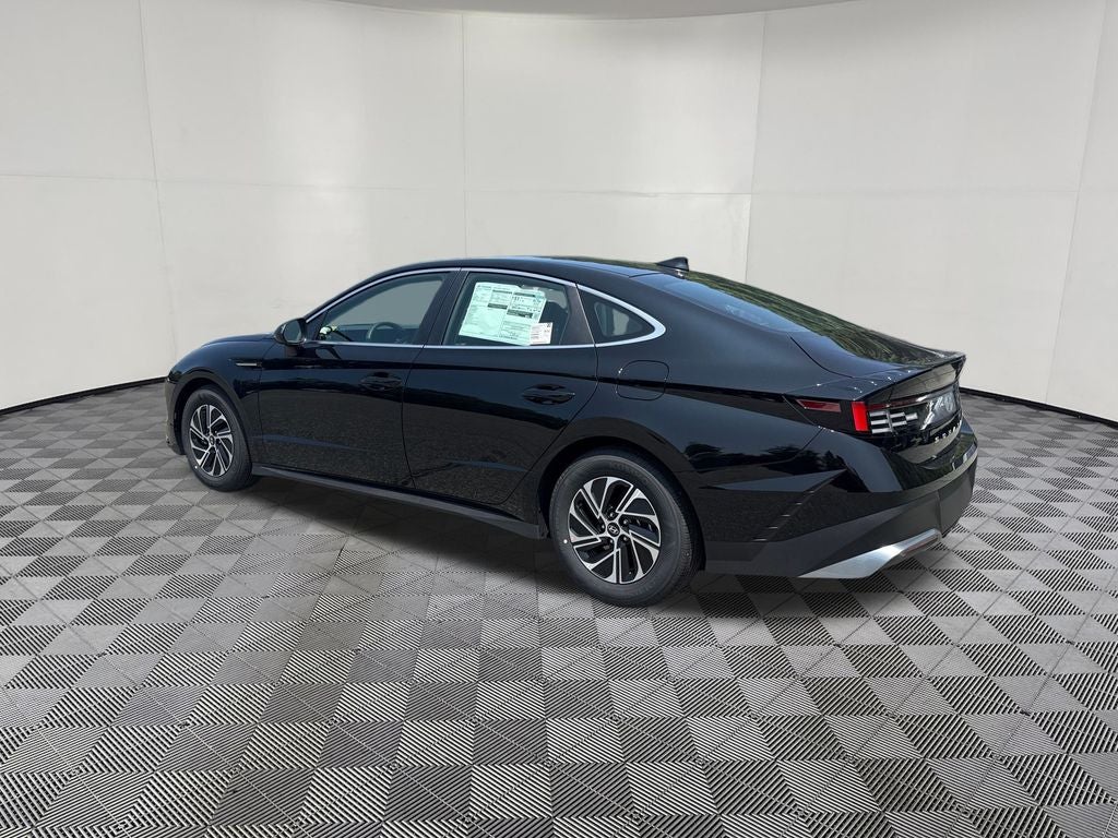 2026 Hyundai SONATA HYBRID Blue